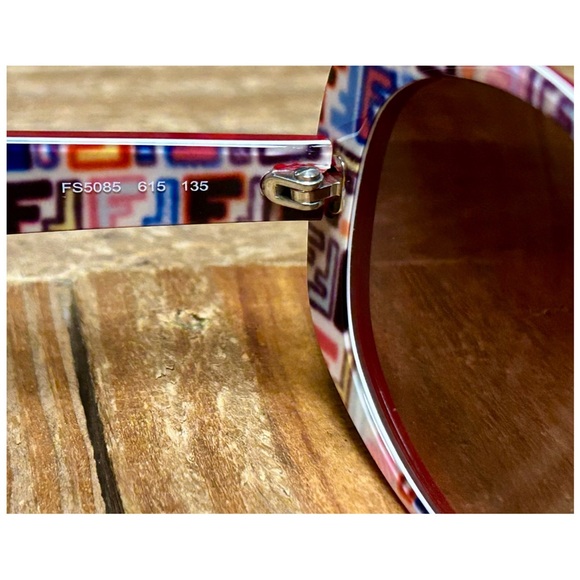 Fendi Red Oval Sunglasses with Monogram Sunglasses Case FS5085 615 135. - Picture 10 of 16